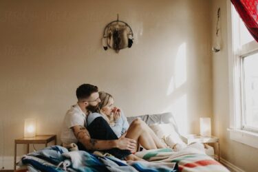 Bí quyết chọn nệm cho vợ chồng giúp thăng hoa cảm xúc giường chiếu 1 vợ chồng