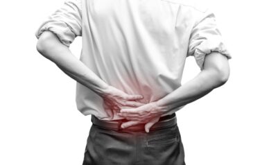Hướng dẫn cách chọn mua nệm cho người đau cột sống cực chuẩn 1 đau cột sống