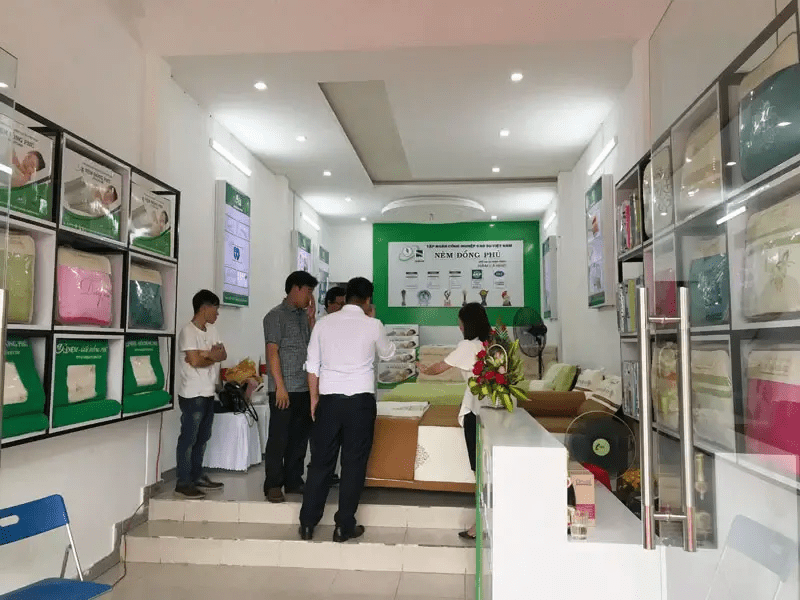 cửa hàng Đồng Phú