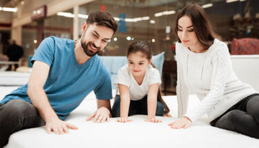 So sánh các loại nệm phổ biến trên thị trường hiện nay. Địa chỉ bán nệm uy tín 1 chon nem foam 1