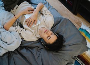 Tác dụng của âm nhạc đối với giấc ngủ