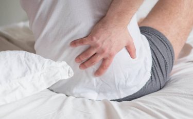 Ngủ ngon với chứng đau hông vào ban đêm 1 Ngủ ngon với chứng đau hông