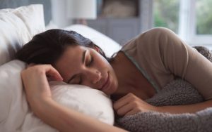 dành thời gian để thư giãn trước khi đi ngủ