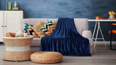 Bí kíp chọn mua chăn lông cừu chính hãng và cách giặt chăn hiệu quả 1 Bí kíp chọn mua chăn lông cừu chính hãng