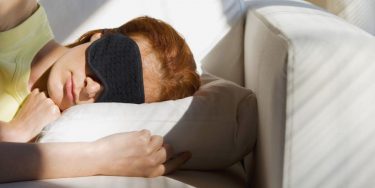 Tại sao nắng nóng lại khiến bạn mệt mỏi và buồn ngủ hơn? 1 nắng nóng lại khiến bạn mệt mỏi và buồn ngủ