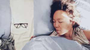 Ngủ 1-2 giờ hay thức cả đêm