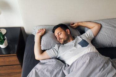 tư thế ngủ thích hợp nhất