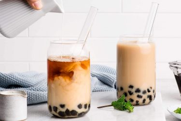 Uống trà sữa có gây mất ngủ không? Lợi ích và tác hại khi uống trà sữa 1 Uống trà sữa có gây mất ngủ không