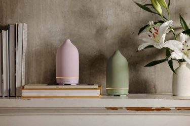 Top 5 máy xông tinh dầu tốt và phổ biến nhất trên thị trường hiện nay máy xông tinh dầu phòng ngủ