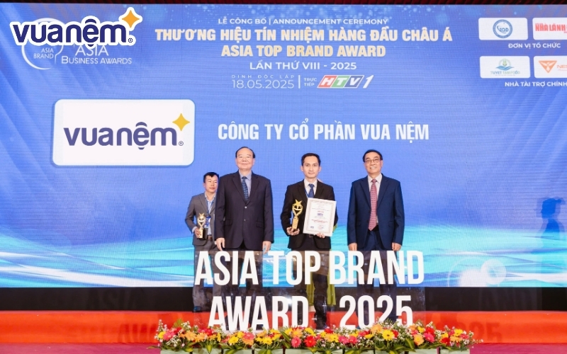 Vua Nệm tự hào nhận giải thưởng Top 10 Thương hiệu Tín nhiệm Hàng đầu Châu Á 2025