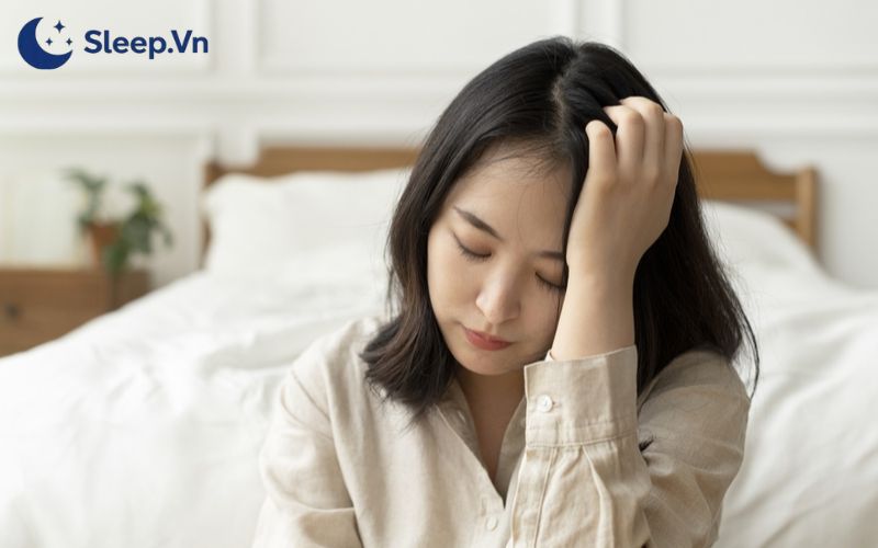 1 ngày ngủ 5 tiếng được không? Tác hại của không ngủ đủ giấc 4 Ngủ 5 tiếng 1 ngày khiến cơ thể dễ rơi vào trạng thái mệt mỏi, thiếu năng lượng