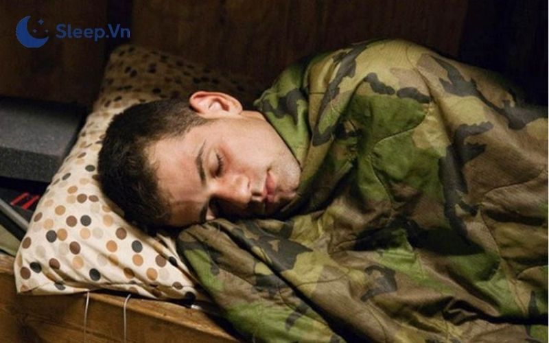 Cách ngủ nhanh trong quân đội sử dụng trong điều kiện không thuận lợi