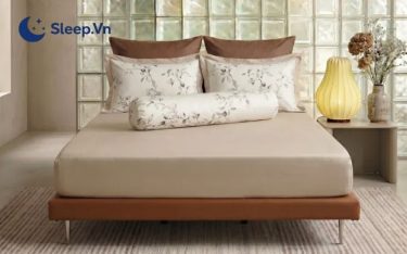 Nên chọn ga giường màu gì? Gợi ý 5 mẫu chăn ga đẹp, đáng mua 4 Chọn theo diện tích và ánh sáng phòng