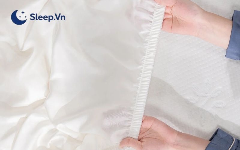 Nên chọn ga giường màu gì? Gợi ý 5 mẫu chăn ga đẹp, đáng mua 7 Bộ chăn ga lụa tencel cao cấp Amando Lagom 5 chi tiết màu kem/be