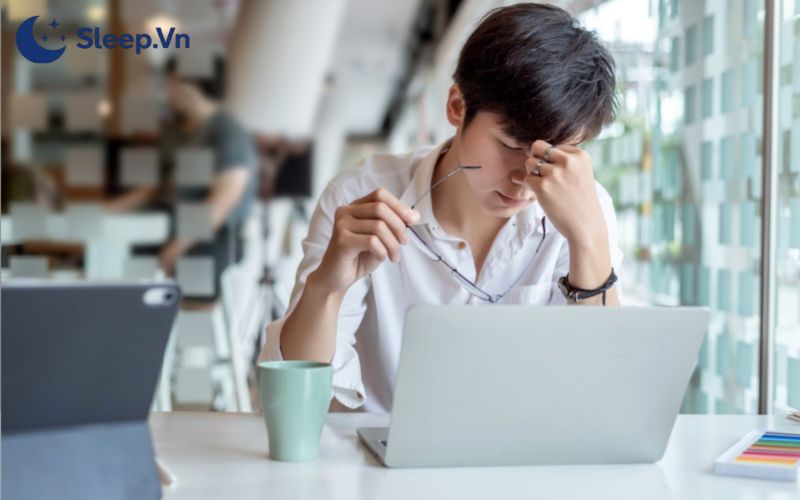 Thiếu giấc ngủ REM làm giảm hiệu suất học tập và làm việc