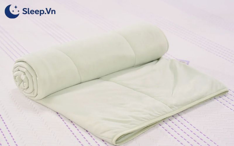 Gợi ý chọn mền mỏng mùa hè thoáng mát cho giấc ngủ dễ chịu 7 Chăn lụa băng Goodnight Snow Silk