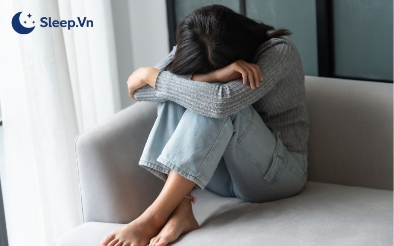 1 ngày ngủ 2 tiếng có sao không? 5 tác hại nghiêm trọng 5 Ngủ ít khiến tâm trạng dễ bất ổn và khó kiểm soát cảm xúc