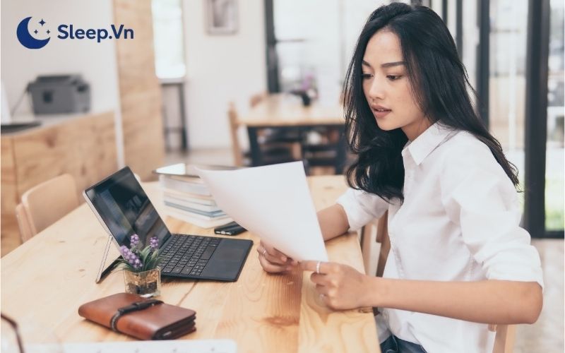 Phương pháp ngủ 4 tiếng một ngày: Bản chất và cách áp dụng 3 Phương pháp ngủ 4 tiếng giúp bạn có nhiều thời gian học tập, làm việc