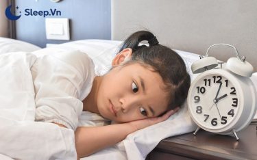 Trẻ em ngủ mấy giờ mỗi ngày là tốt nhất theo từng độ tuổi? 4 Cha mẹ nên hạn chế để trẻ thức khuya