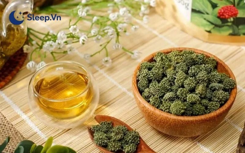 Chữa mất ngủ bằng nụ hoa tam thất
