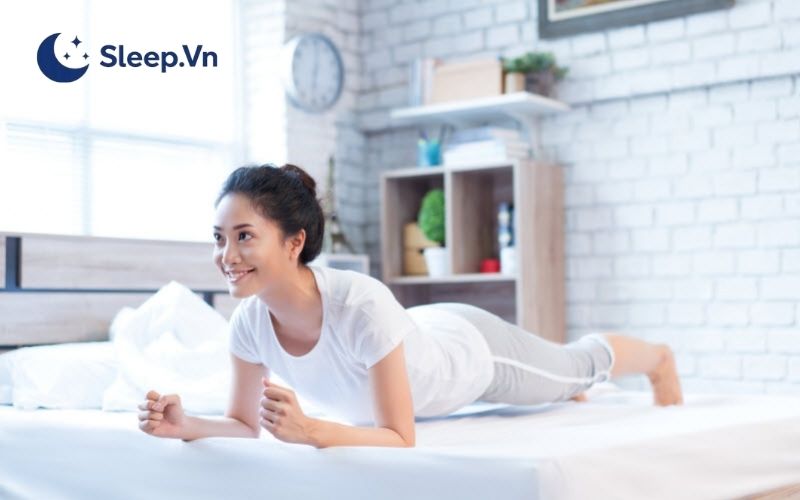 4 tư thế nằm ngủ giúp chân thon gọn và lưu ý cần biết 9 Tư thế plank