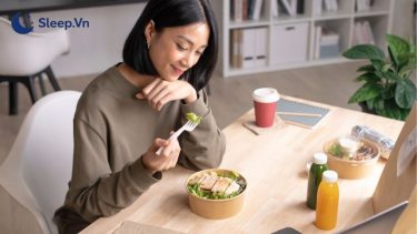 Mất ngủ ăn gì tốt? Khám phá 10 loại thực phẩm nên bổ sung mất ngủ ăn gì