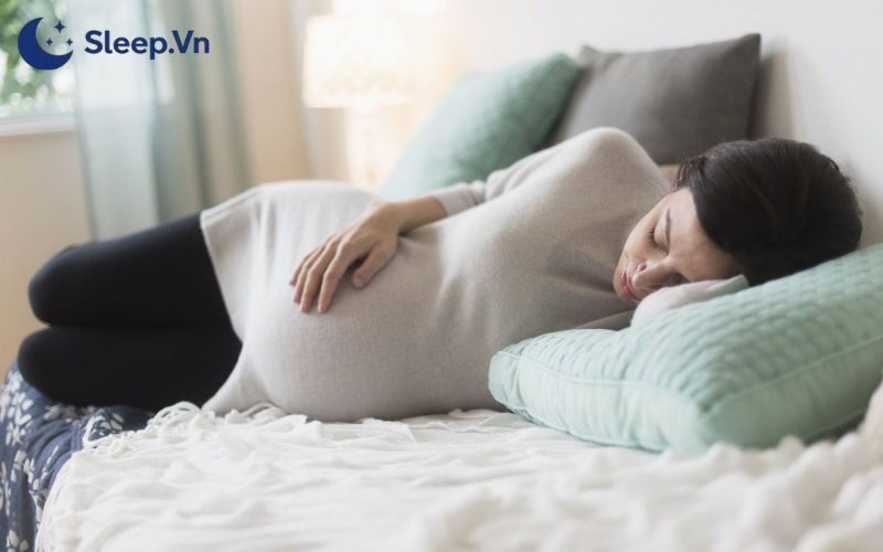 Mẹ bầu mất ngủ 3 tháng giữa có sao không? Cách khắc phục 5 Mẹ bầu mất ngủ nhẹ có đáng lo không?